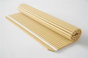 Mata Makisu do rolowania sushi, Hasegawa, beżowy, 250x165x(H)mm Wariant podstawowy